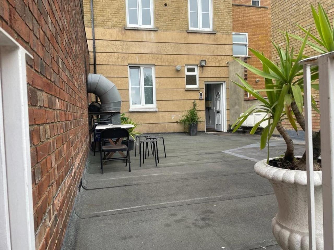 Studio Flat Without Kitchen At Kentish Town Londra Esterno foto